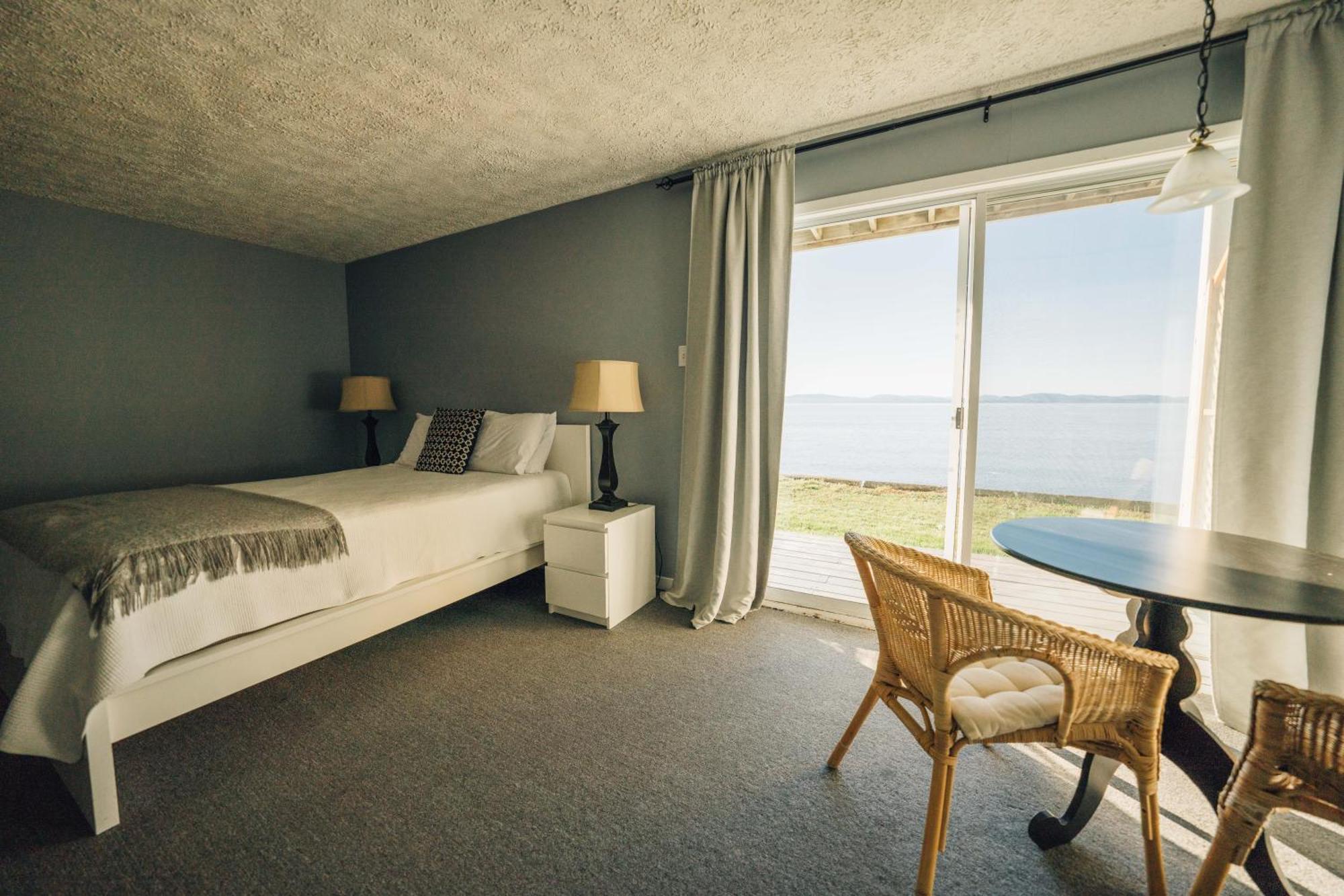 Auberge Sur Mer Notre Dame Du Portage Luaran gambar